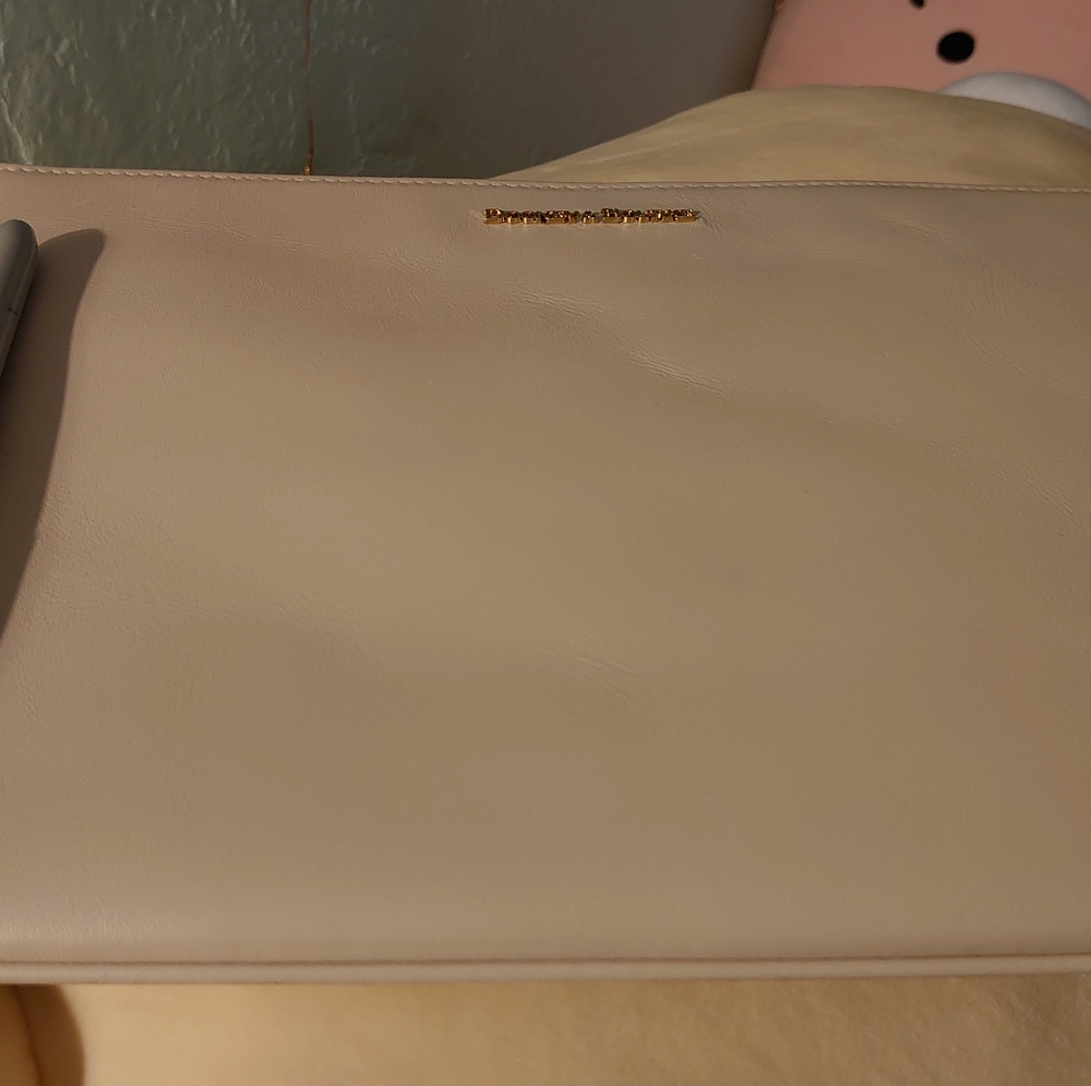 Dooney & Bourke Carrington Pouch
